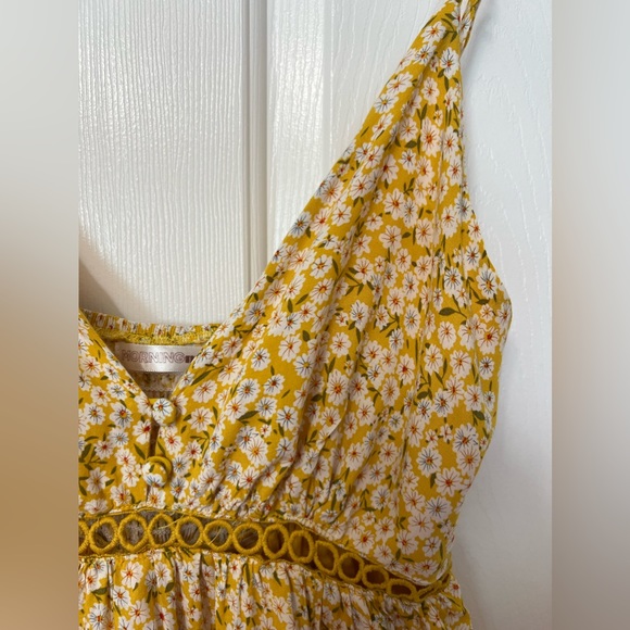 MorningMist Boho Floral Tank - Picture 3 of 8